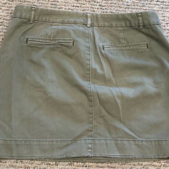 GAP khaki mini - Picture 5 of 5